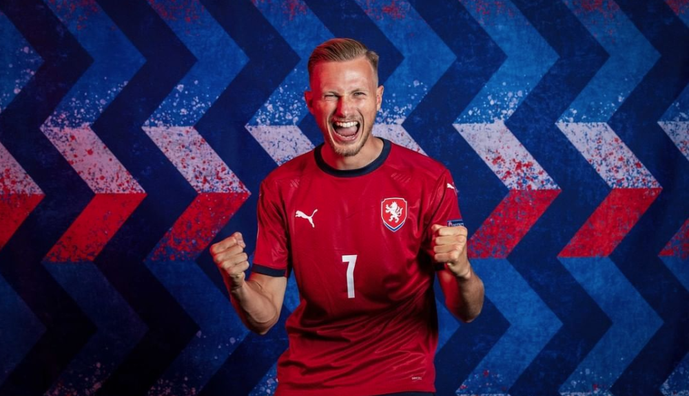 捷克奥门将头球破门，霍芬海姆连胜云达不胜的简单介绍