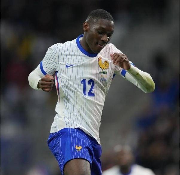 九游娱乐首页-法国队取得关键胜利，夺取胜利晋级