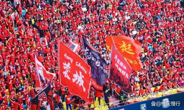 九游app下载-十六强赛火热开战,豪强们展开对决