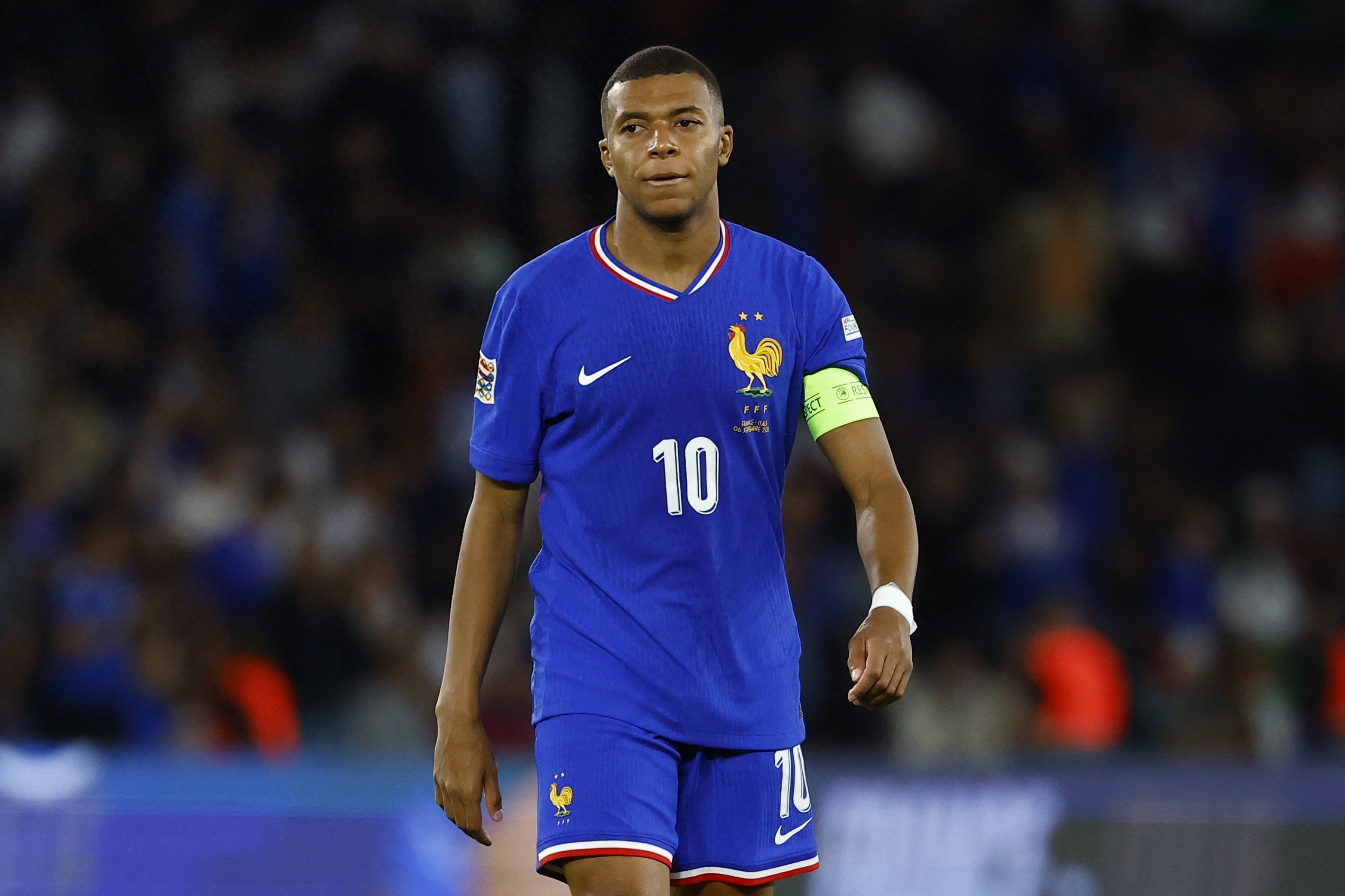 法国女足队长带领球队取得胜利 法国女足队长带领球队取得胜利