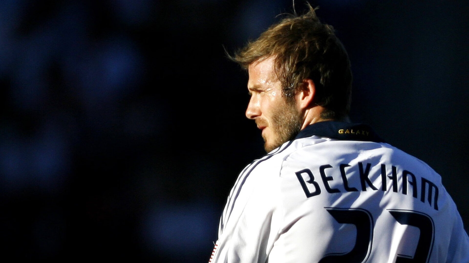 戈贝尔里程碑之夜，篮网稳扎稳打力克76人